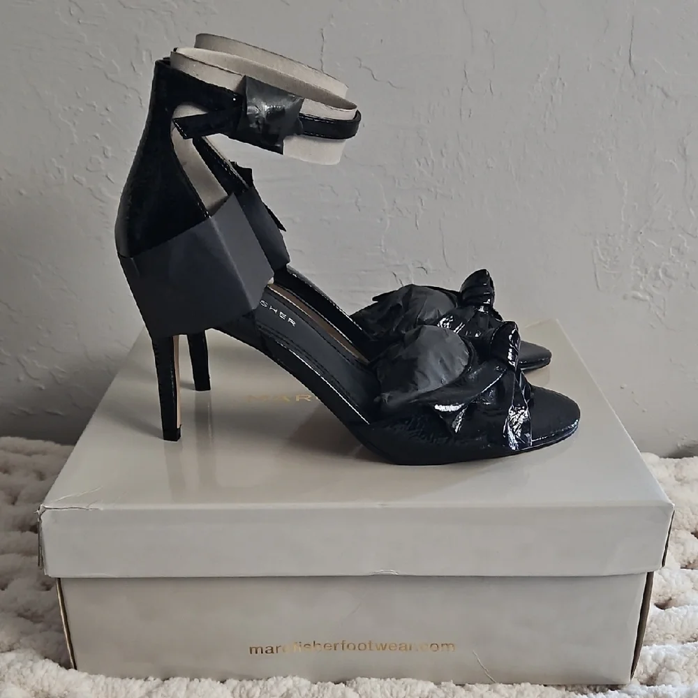 Marc Fisher Brodie Ankle Strap Pumps With Bow Details